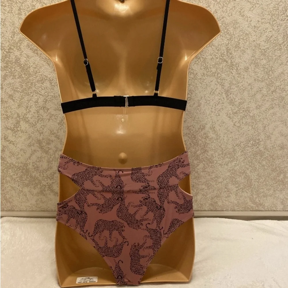 Chic Black and Brown Leopard Bikini Set